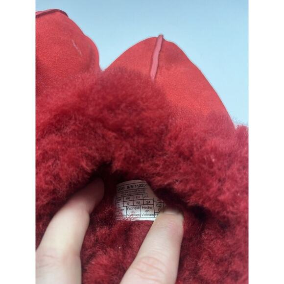 UGG Disquette Slip On Platform Womens size 7 Red Faux Fur Lined Slippers - Picture 6 of 8